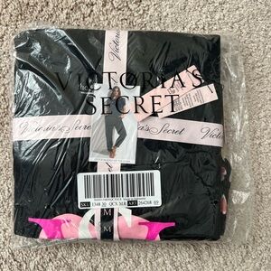 Victoria's Secret cotton jogger tee-jama set, size M
